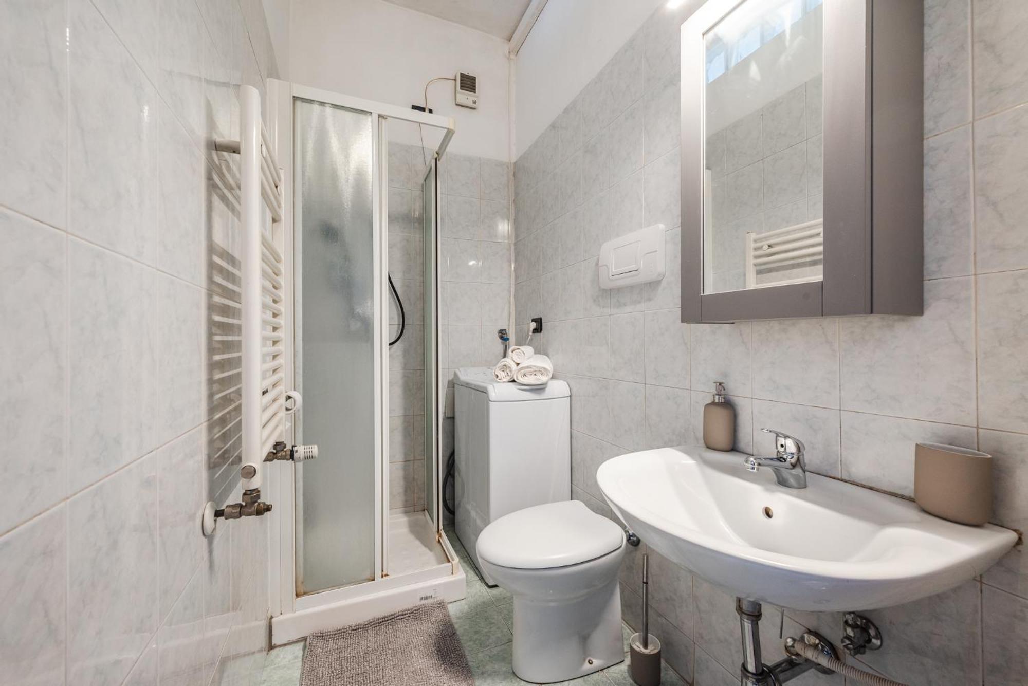 Roma 23, Smartstay Rozzano Esterno foto