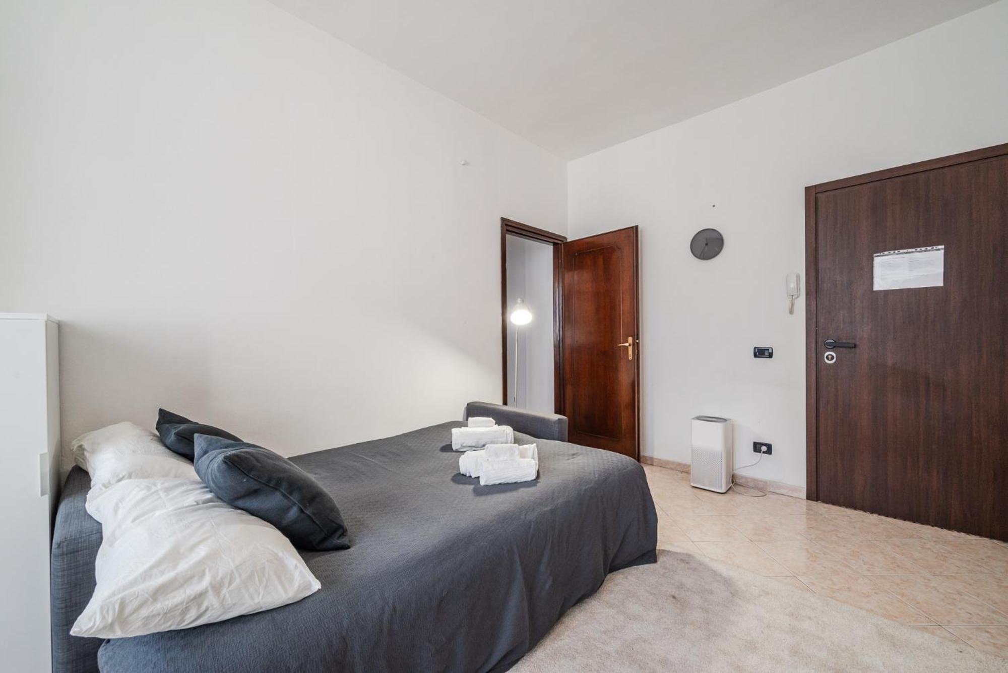 Roma 23, Smartstay Rozzano Esterno foto