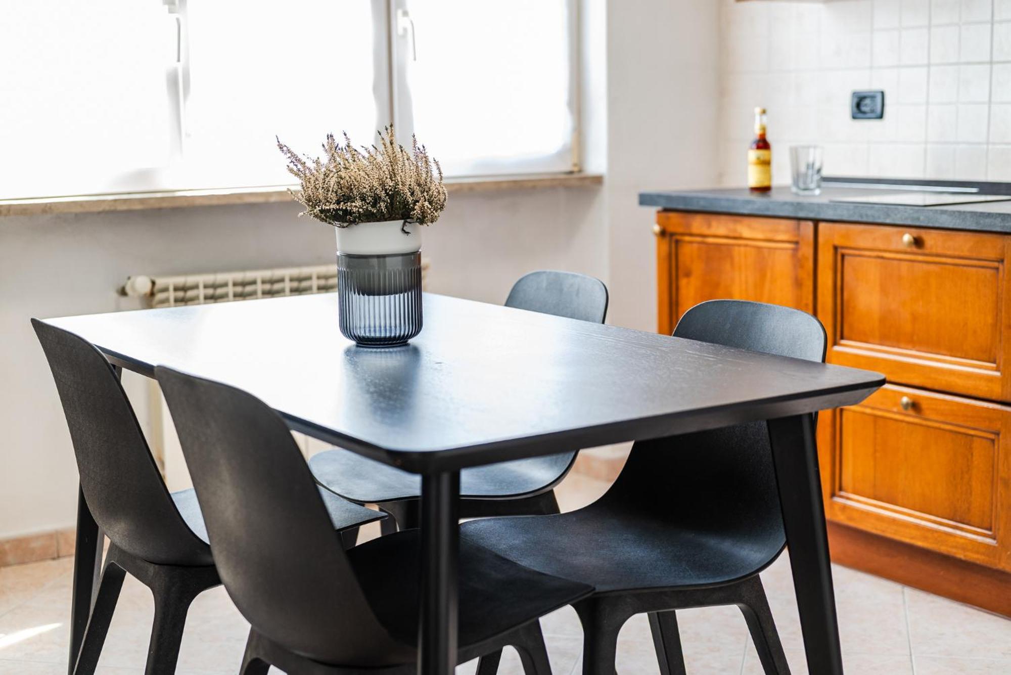 Roma 23, Smartstay Rozzano Esterno foto