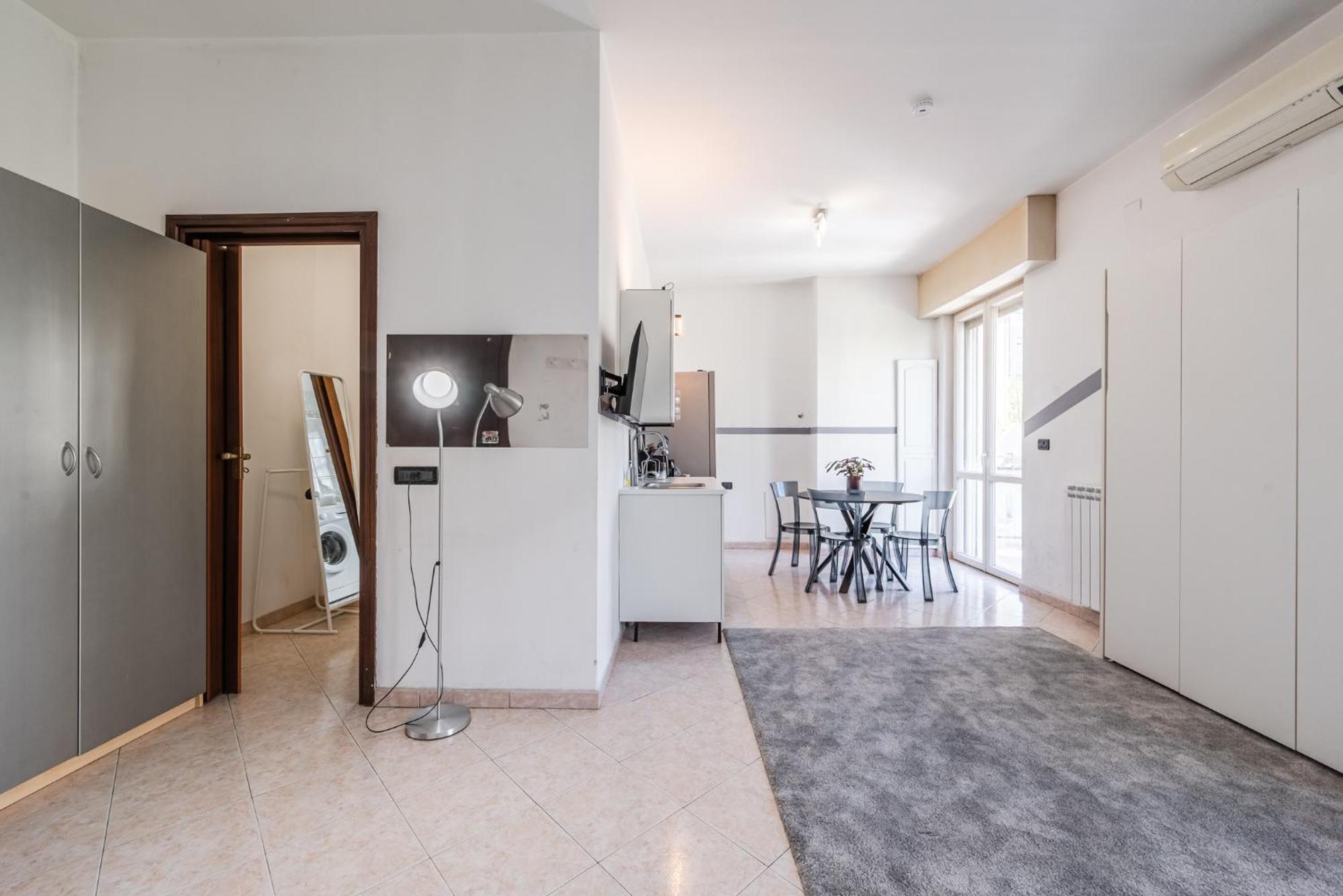 Roma 23, Smartstay Rozzano Esterno foto